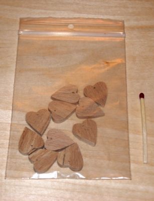 10 corações perfurados em miniatura para pendurar, para decorar para o casamento, dia dos namorados, casamento de madeira