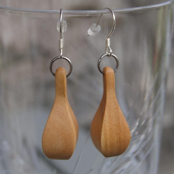 boucles d'oreilles goutte d'eau bijoux &eacute;thiques bois merisier cir&eacute;, bijou nature, fait main