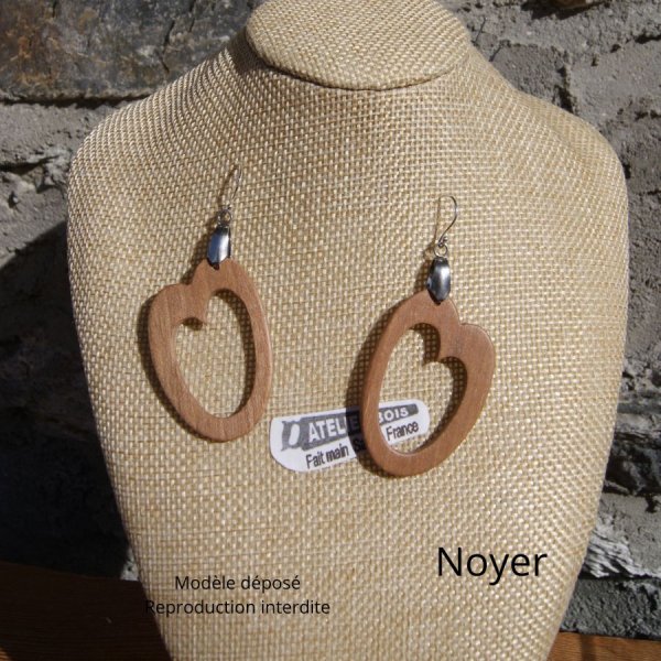 brinco em madeira de faia oval, j&oacute;ia de madeira feita &agrave; m&atilde;o, forma geom&eacute;trica