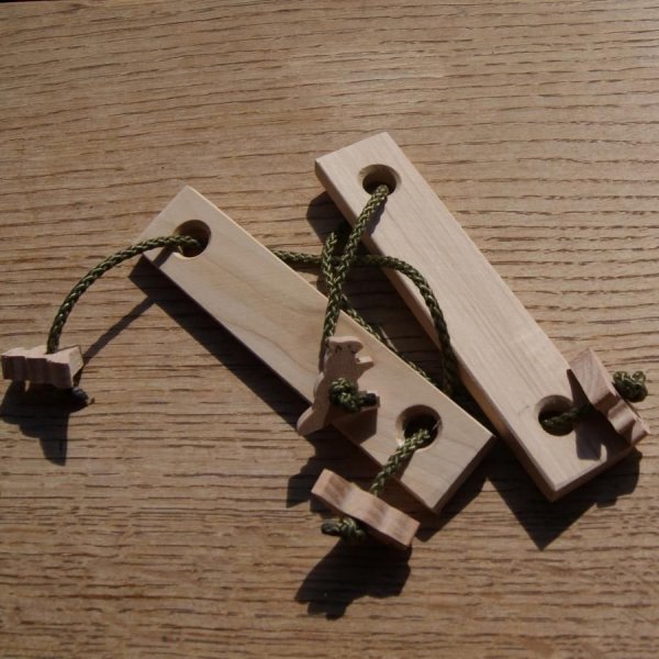 Woodchuck Puzzle Madeira e cordel