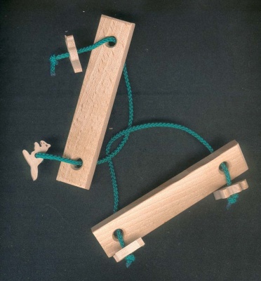 Woodchuck Puzzle Madeira e cordel