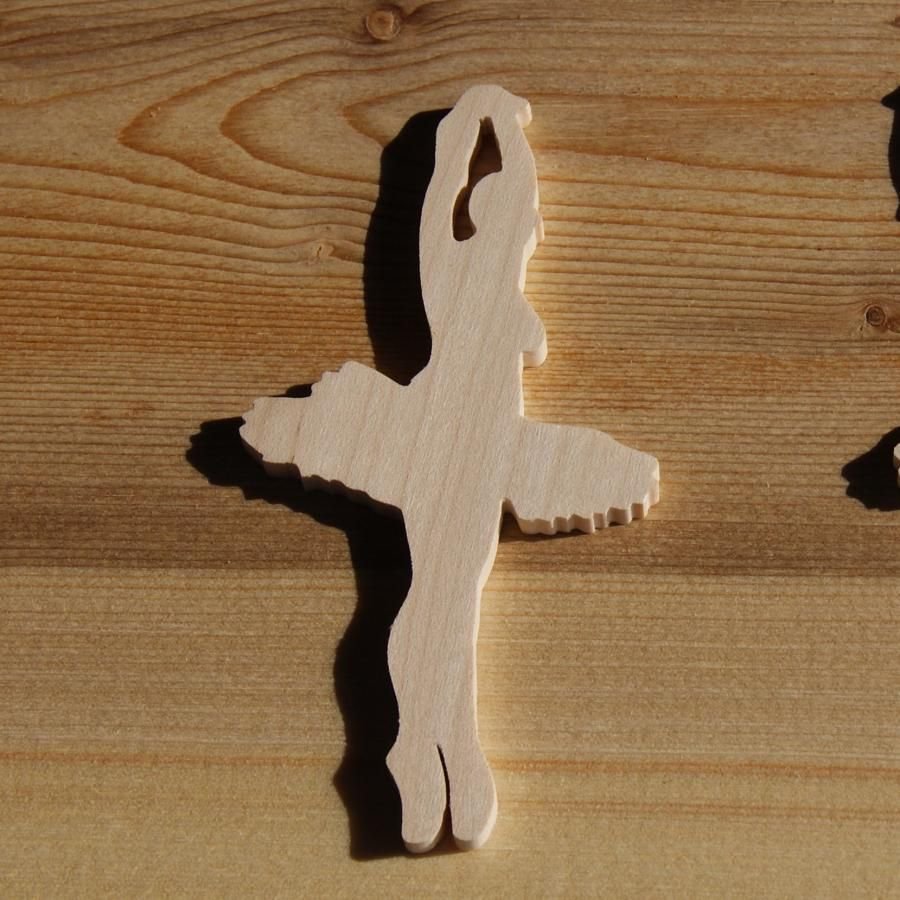 Dança de dança com estatueta de madeira maciça de 3mm, feita à mão, com ornamentação de scrapbooking