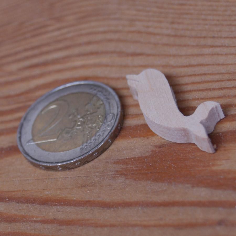 estatueta de golfinho 2,5 x 2,7 cm madeira maciça de bordo para pintura de ornamentação artesanal de 3mm de espessura