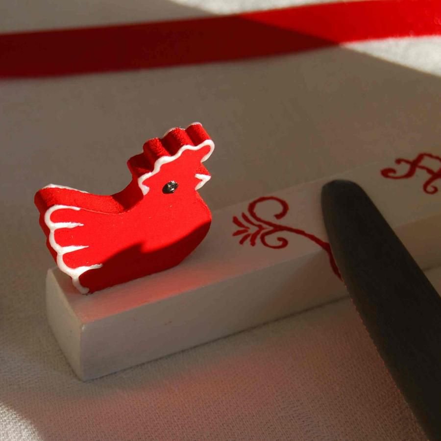 figura de galinha em miniatura 3mm a pintar lazer criativo