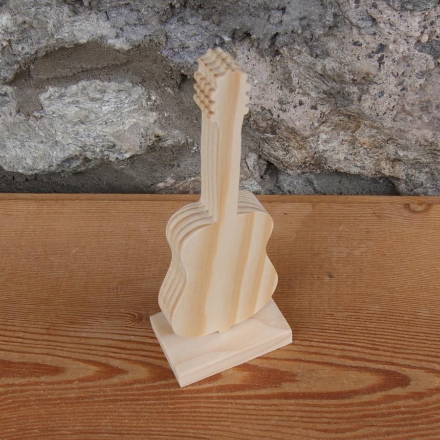 guitarra montada sobre um suporte, decoração de mesa de casamento, madeira de abeto, feita à mão