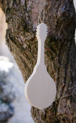 Bandolim de madeira maciça ht15cm, decoração musical de casamento presente de músico feito à mão