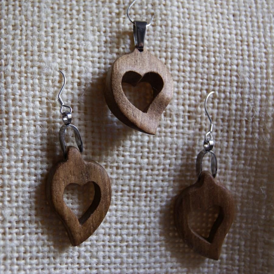 Conjunto de coração de noz, brincos e pendente, presente de casamento em madeira, dia dos namorados, feito à mão
