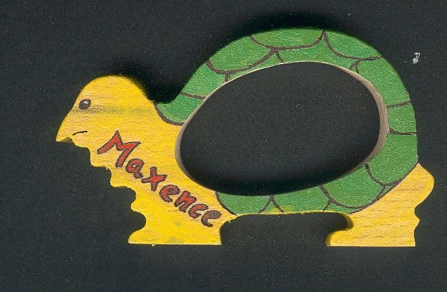 Tartaruga com anel de guardanapo madeira maciça feita à mão