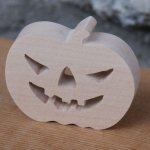 Figurinha de abóbora de Halloween em madeira para pintar