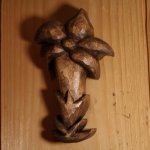 Madeira de genciana, nogueira esculpida e encerada, feita à mão em Savoie, decoração interior de chalés