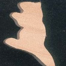 Figurinha de marmota miniatura 3 x 3,8 cm feita de madeira maciça de bordo, feita à mão, lazer criativo