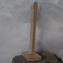 gravador montado sobre uma base para decoração de música de casamento, madeira feita à mão