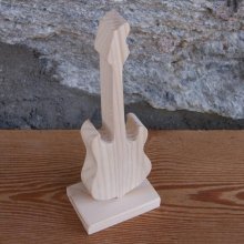 guitarra eléctrica montada sobre uma base de 15cm de altura, madeira maciça feita à mão, decoração de mesa de casamento